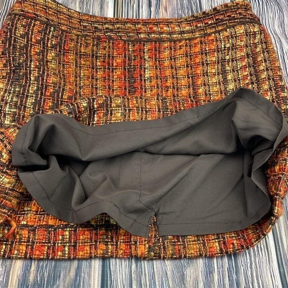 Outback Red Mini Skirt- Size 4 - Picture 9 of 13